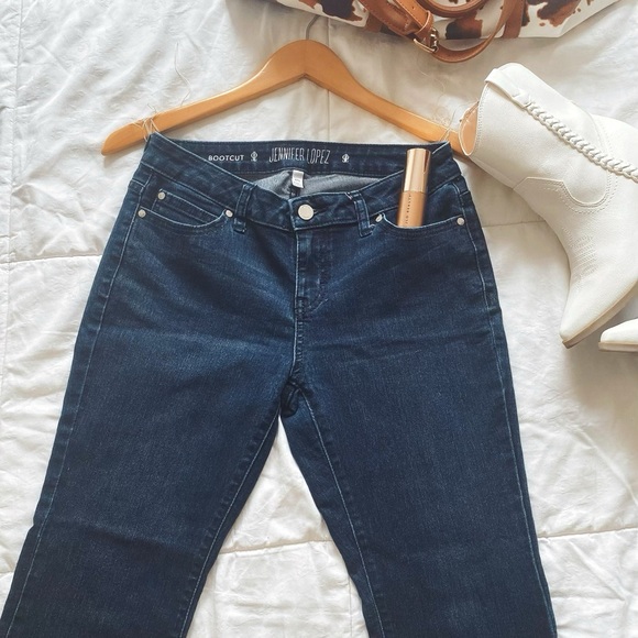 Jennifer Lopez bootcut jeans - Picture 2 of 15